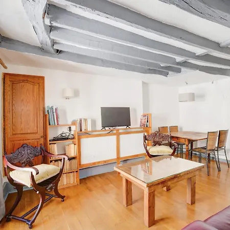 Apartamento La Tour Des Dames *