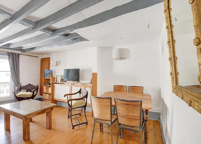 Апартаменты La Tour Des Dames Париж